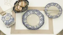 Розпис тарілок акриловими фарбами, точковий розпис, декоративні тарілки з розписом фарби та акриловими