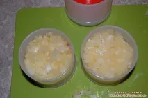 його