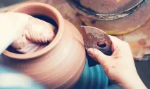 З чого починається гончарна справа і де найкраще взяти глину для ліплення починається