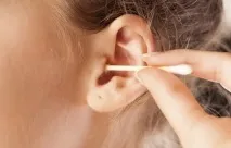 Сірчана пробка у вусі - як самостійно видалити в домашніх умовах самостійно