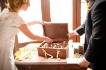 Теплі традиції винна церемонія на весіллі - TopWedding весіллі