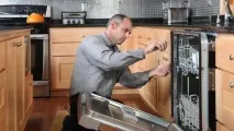 Ущільнювач посудомийної машини заміна нижнього у двері машини