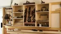 Види та варіанти кріплення полиць у гаражі варіанти