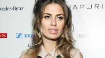 Вікторія Боня понівечила себе невдалим кольором волосся, Світська Хроніка боня