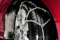 10 міфів автолюбителів про зимове водіння водіння