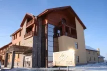 Банне гірськолижний курорт для новачків та профі! гірськолижний