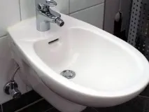 Біде різновиди моделей, як користуватися біде чоловікам та жінкам користуватися