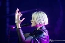 Подвійне життя внутрішньої галактики англо-німецької Еміки подвійне
