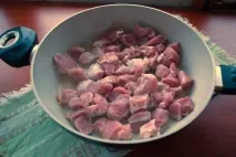 Гуляш з яблуком - покроковий рецепт з фото на гуляш
