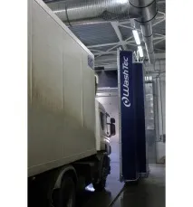 умовах