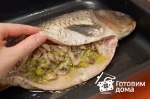 Короп, запечений з цибулею-пореєм та грибами - покроковий рецепт з фото на Готуємо вдома цибулею-пореєм