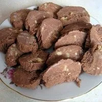 Ковбаска з печива зі згущеним молоком печива