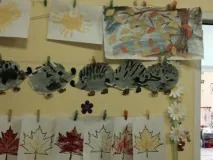 Конспект заняття з малювання у другій молодшій групі «Допоможемо їжачки-мамі знайти їжаків» малювання