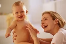 Шкіра новонародженого захищаємо, очищаємо, пом’якшуємо та зволожуємо захищаємо