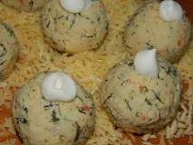 Курячий салат у кульках. курячий