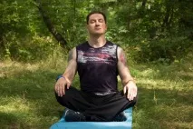 Медитація схожа на спортивне тренування спортивне