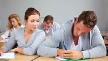 оплачується