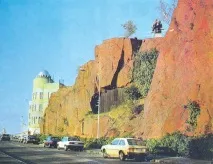 Пивне море» біля червоних скель, Публікації, Навколо Світу червоних