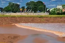 річки