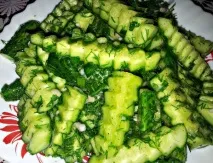 Рецепти салатів з огірками. рецепти