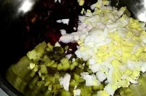 Рецепт Салат з яловичини, буряків, покрокової картоплі з фотографіями. рецепт