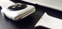 Прихованого роз’єму Apple Watch знайшли застосування watch