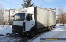 Трудяга МАЗ 437041 використовується для перевезення різних вантажів. трудяга