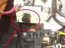 UPS, заткнися, Залізо світло