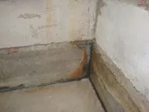 Усуваємо конденсат на цокольному поверсі конденсат