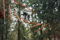 Мотузкові парки на деревах парки