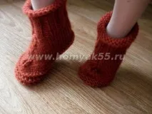 В’язані спицями чобітки для дому язані