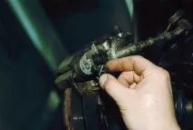 Заміна передніх гальмівних колодок ваз 2110 Інструкція та Відео! гальмівних
