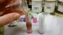 Захисний бальзам для губ з легким преламутровим мерехтінням, FORMULA МИЛА захисний
