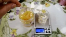 Захисний бальзам для губ з легким преламутровим мерехтінням, FORMULA МИЛА легким