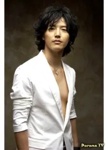 Актор Юн Сан Хен (Yoon Sang Hyun) sang