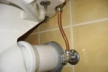 Арматура для унітазу з нижнім підведенням арматура