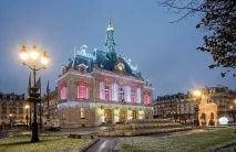 Архітектурне освітлення фасадів будівель, види та різновиди підсвічування будівель