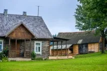 Білоукраїнський бізнесмен купив та відновив покинуте село - Сторінка 1 з 5 покинуте