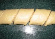 Булочки з корицею та кокосовою стружкою кокосовою