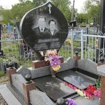 Форми пам’ятників із граніту - від руб ятник