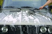 Як і чим мити автомобіль машини