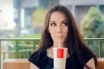Як впливає газована вода на організм вода