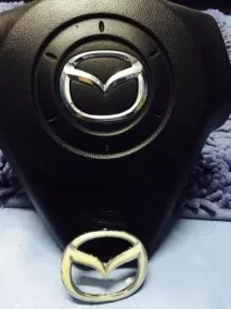 Обліз шильдик на кермі - Сторінка 5 - Зроби сам - Мазда 3 клуб (Mazda 3 зроби