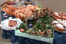Відкривай скоріше базар, козаки везуть товар! » базар