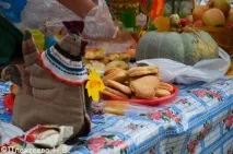 Відкривай скоріше базар, козаки везуть товар! » відкривай