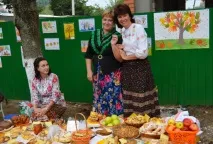 Відкривай скоріше базар, козаки везуть товар! » скоріше