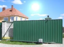 Відкатні ворота взимку
