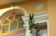 Пам’ятники кішкамДжерело Гарного Настрою ятники