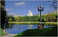 Патріарші ставки - історія назви, Дивне місто патріарші