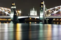 Петербург, схожий на інші міста Європи, Radisson Blu міста